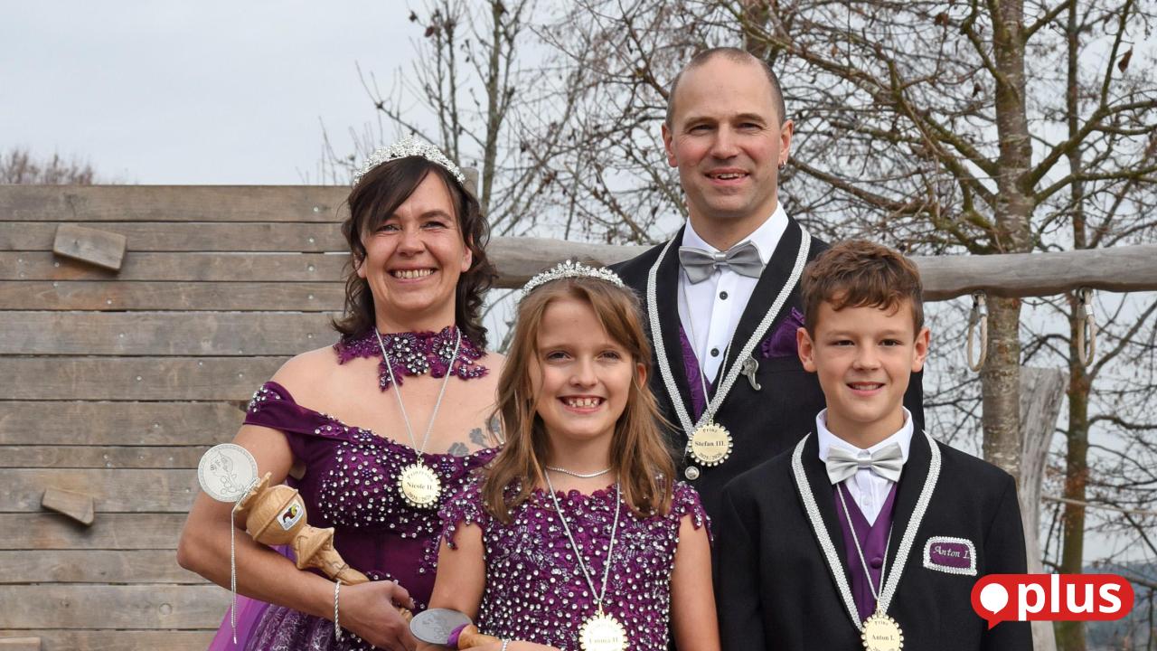 Das-sind-die-Regenten-im-diesj-hrigen-Pl-berger-Fasching