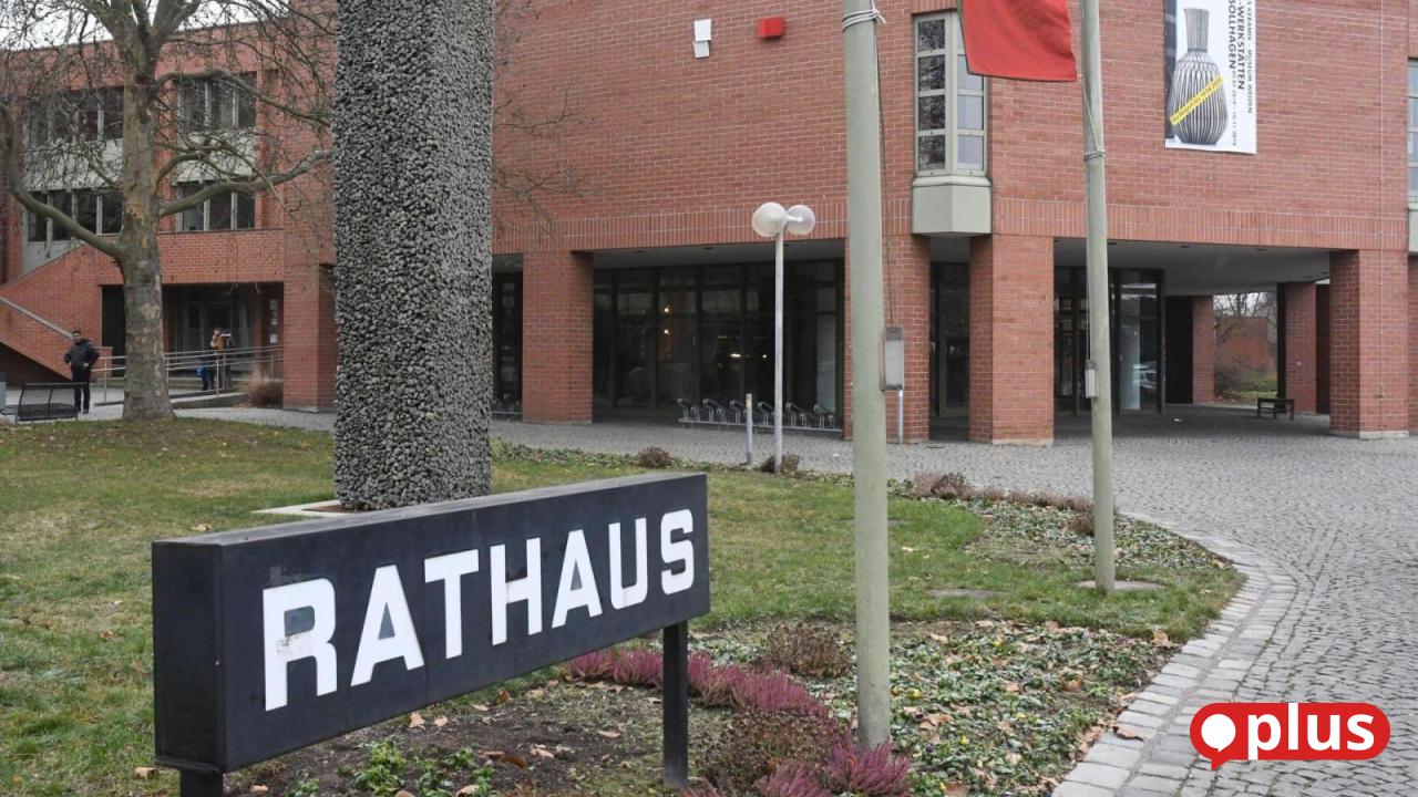 So-digital-ist-die-Verwaltung-in-den-Rath-usern-und-Landrats-mtern-in-der-Oberpfalz