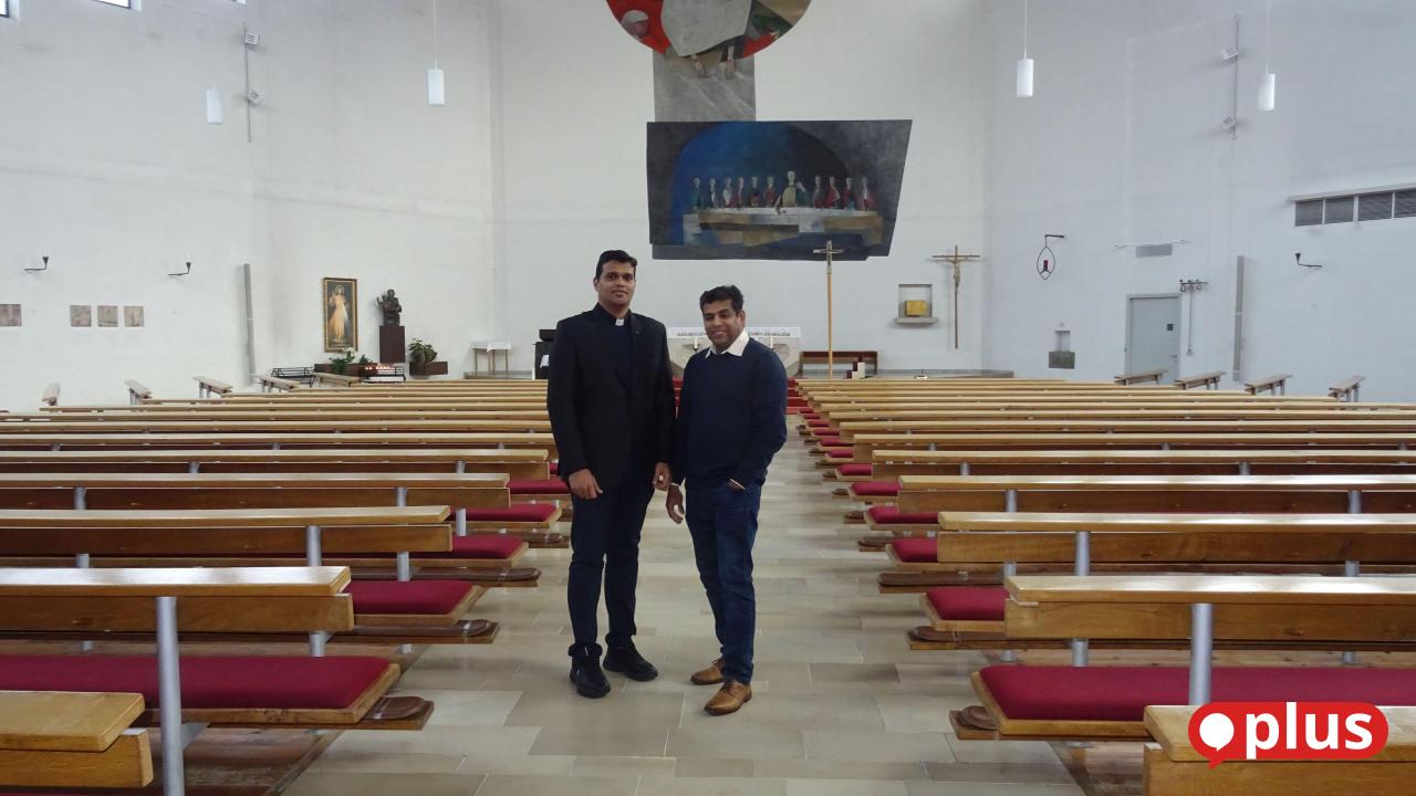 Pater-Tony-Sunny-Neuer-Pfarrvikar-aus-Indien-in-Marktredwitz-angekommen