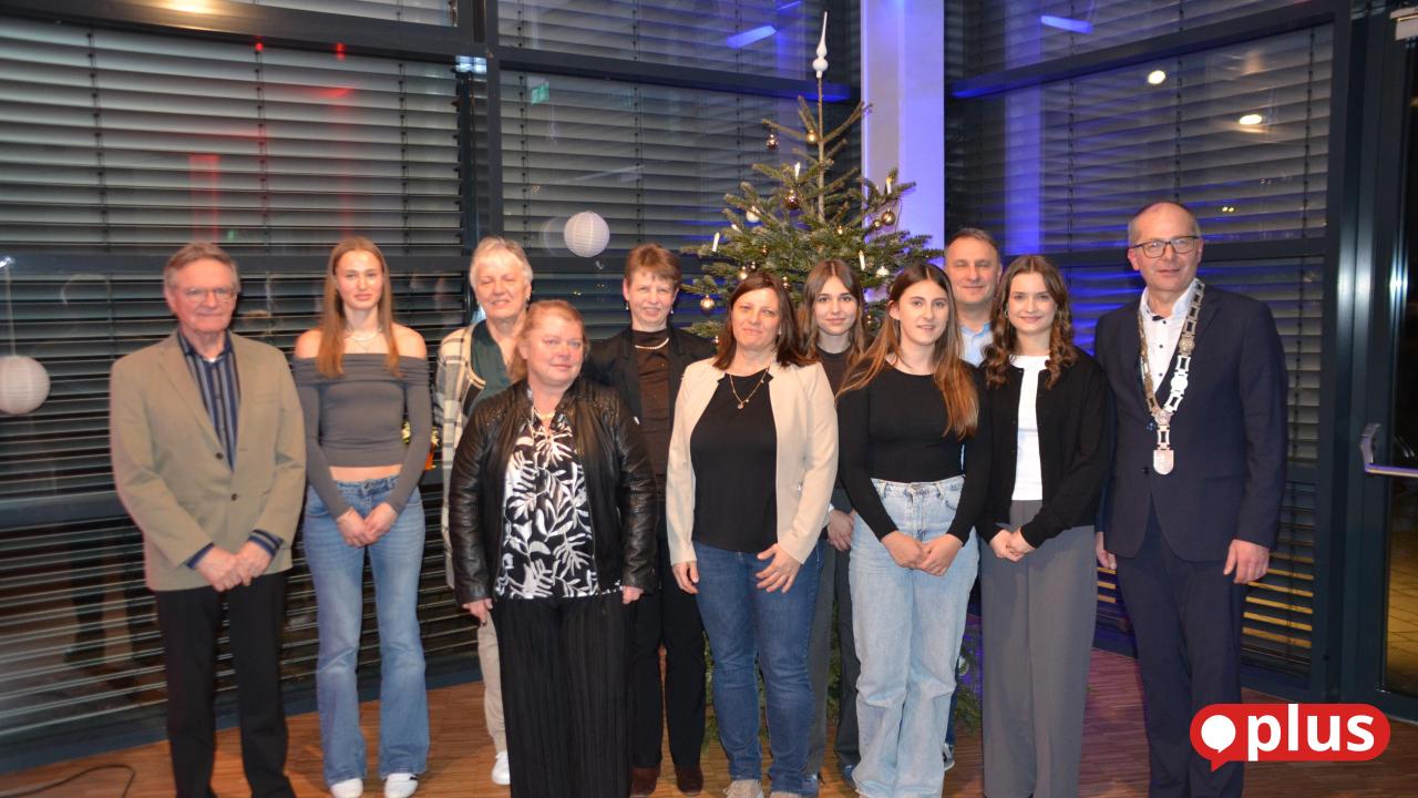 Jahresabschluss-im-Stadtrat-Kemnath-Ehrungen-und-ein-Ausblick