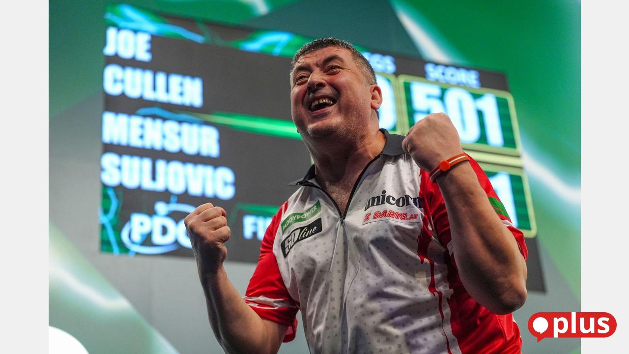 Kein Betrug: Weltmeister Littler und Dartfreunde Eslarn nehmen Mensur ...
