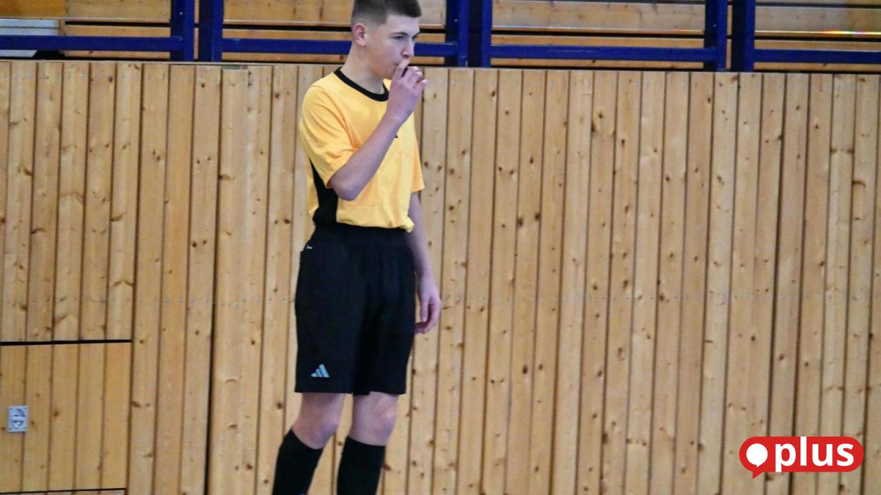 Das-Pfeifen-liegt-in-der-Familie-Emil-Horn-bernimmt-als-Schiedsrichter-Verantwortung