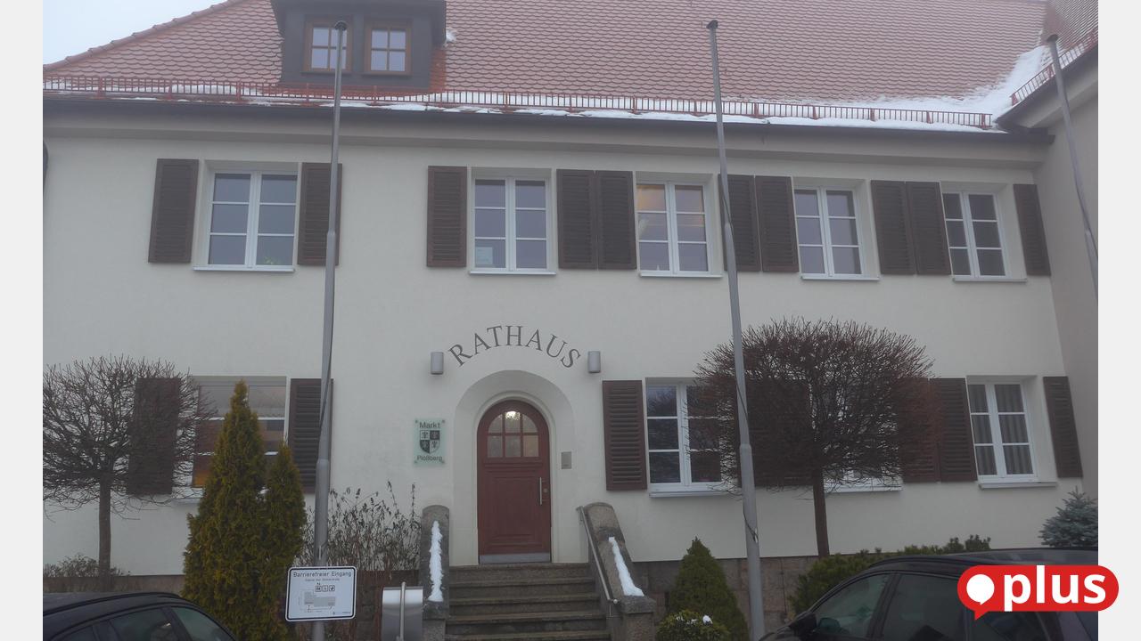 Spannung-in-Pl-berg-Vier-Kandidaten-k-mpfen-um-B-rgermeisteramt