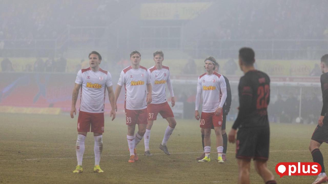 Fein-und-Strau-bitter-entt-uscht-Abrechnung-nach-der-Pleite-des-SSV-Jahn-gegen-den-FC-Ingolstadt