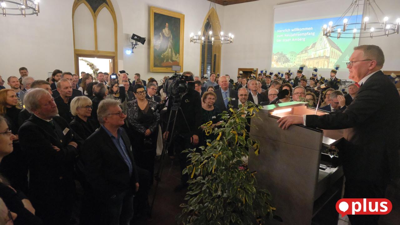 Emotionaler-Abschied-OB-Cerny-h-lt-letzte-Neujahrsrede-in-Amberg