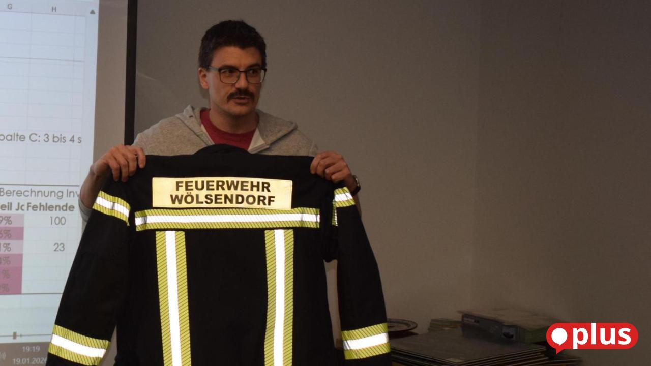 Gemeinde-Schwarzach-investiert-in-Ausr-stung-f-r-f-nf-Feuerwehren