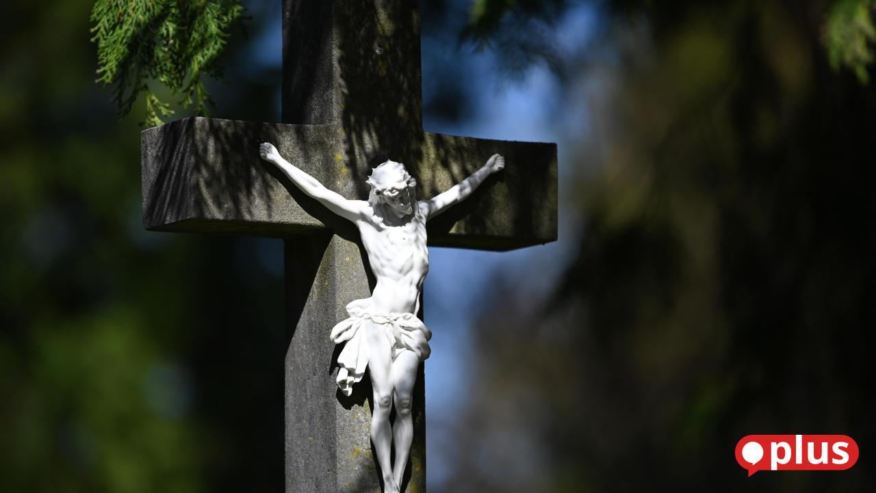 Trauer-um-Bisch-flichen-Geistlichen-Rat-Johann-Neuber-mit-88-Jahren-verstorben