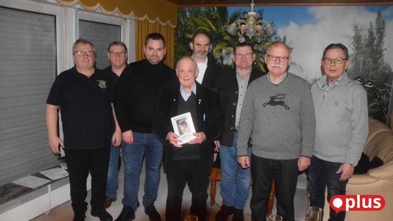 Siegbert-K-hler-feiert-85-Geburtstag-und-ein-bewegtes-Leben