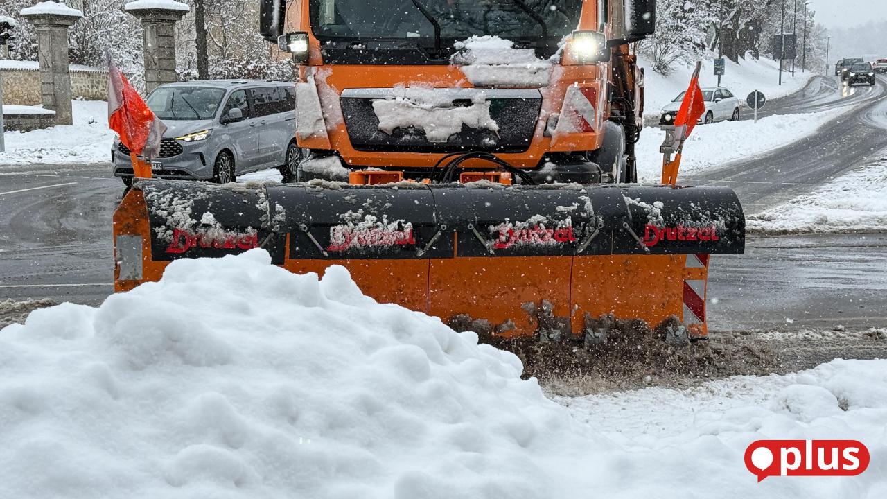 Viel-Schnee-in-Sulzbach-Rosenberg-So-wirkt-er-sich-auf-Stadt-und-Menschen-aus