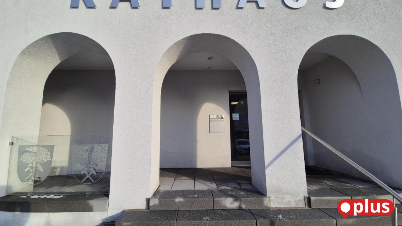 Spannende-B-rgermeisterwahlen-in-Wackersdorf-und-Steinberg-am-See