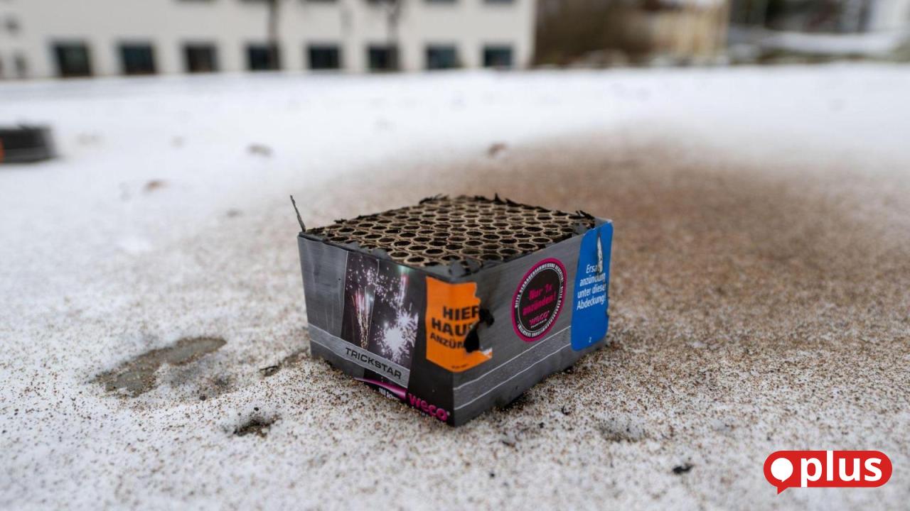 Sp-te-Anzeige-nach-Silvester-Feuerwerk-besch-digt-Haus-in-K-fering