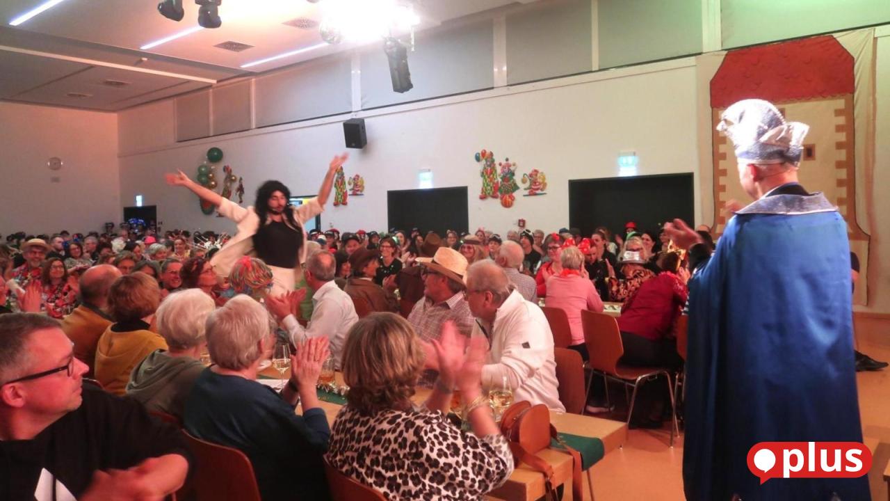 Prunksitzung-beweist-es-Vilseck-kann-Fasching