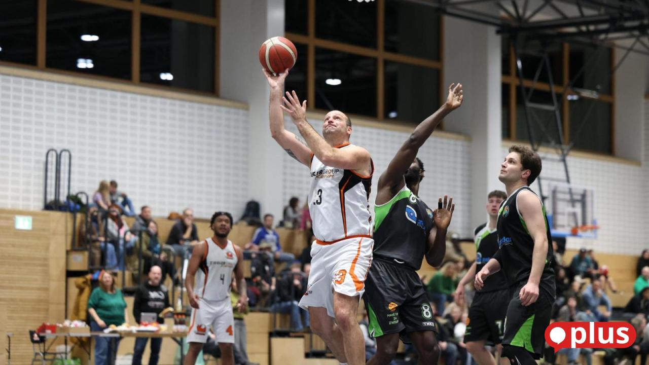 Hohe-Ausw-rtsh-rde-f-r-Neust-dter-Basketballer-in-Jena
