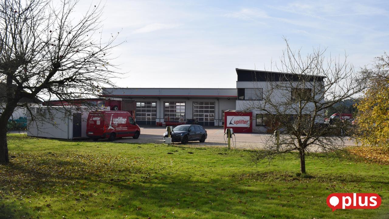 Kranhersteller-gerettet-Passauer-Firma-bernimmt-Uplifter