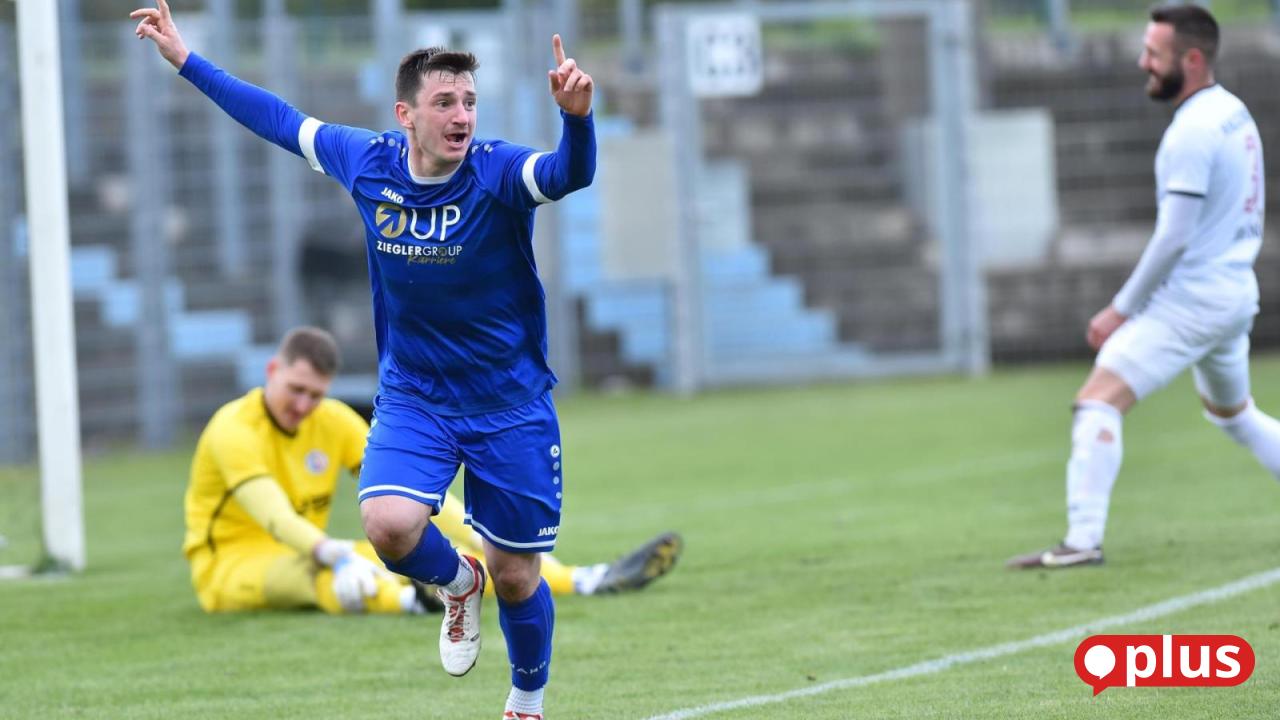 SpVgg-SV-Weiden-feiert-klaren-Sieg-gegen-den-SV-Mitterteich