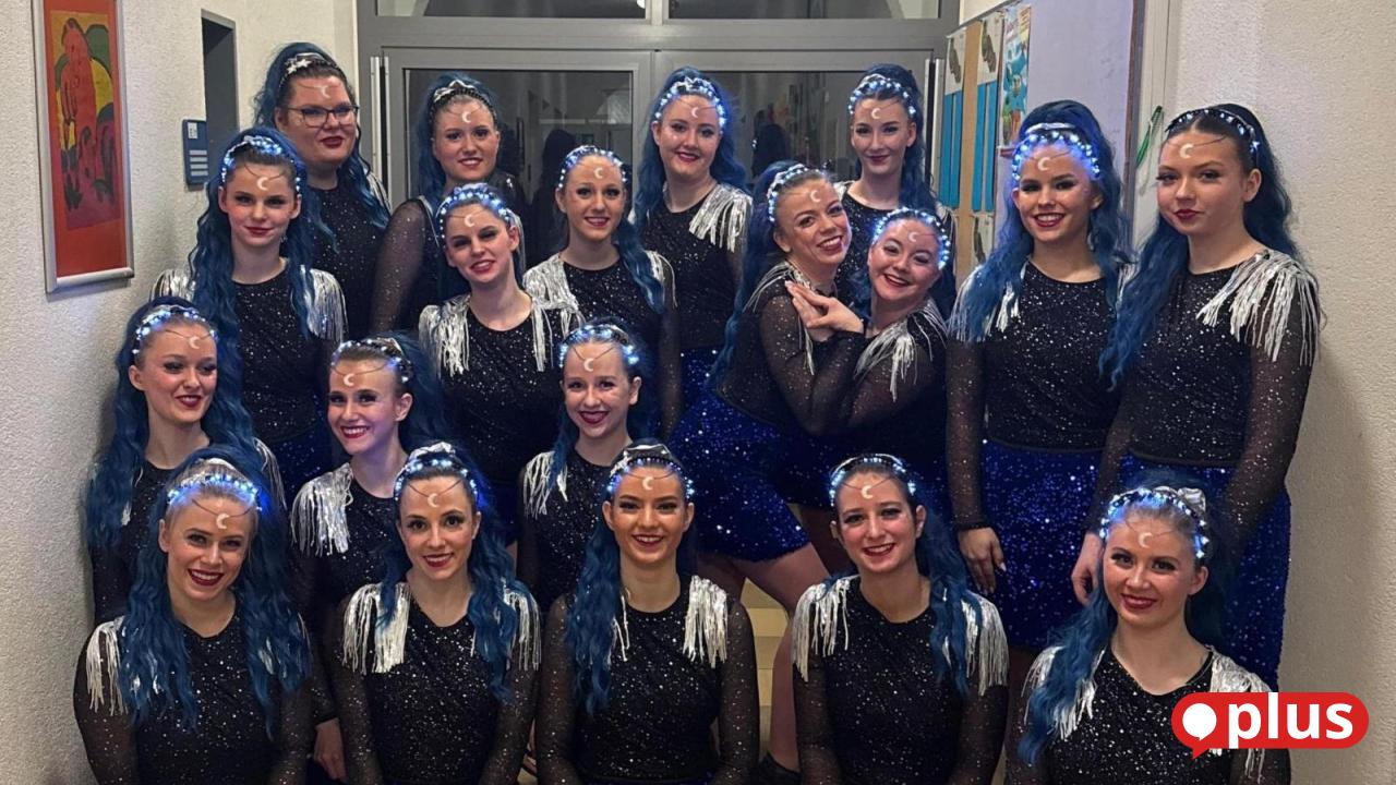 Ausgelassener-Faschingsball-der-Sch-tzengesellschaft-Hubertus-Eslarn