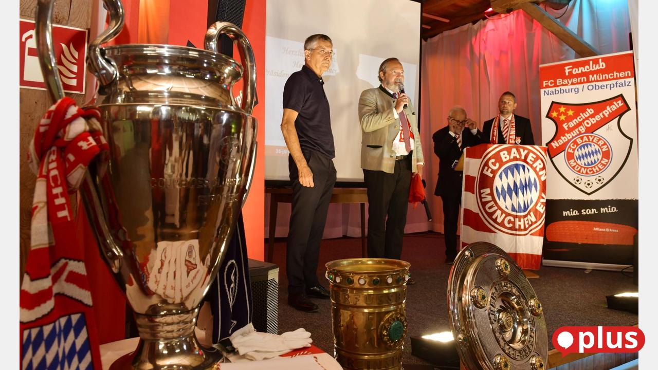 With Bayern boss and fan priest: The Nabburg fan club celebrates its ...