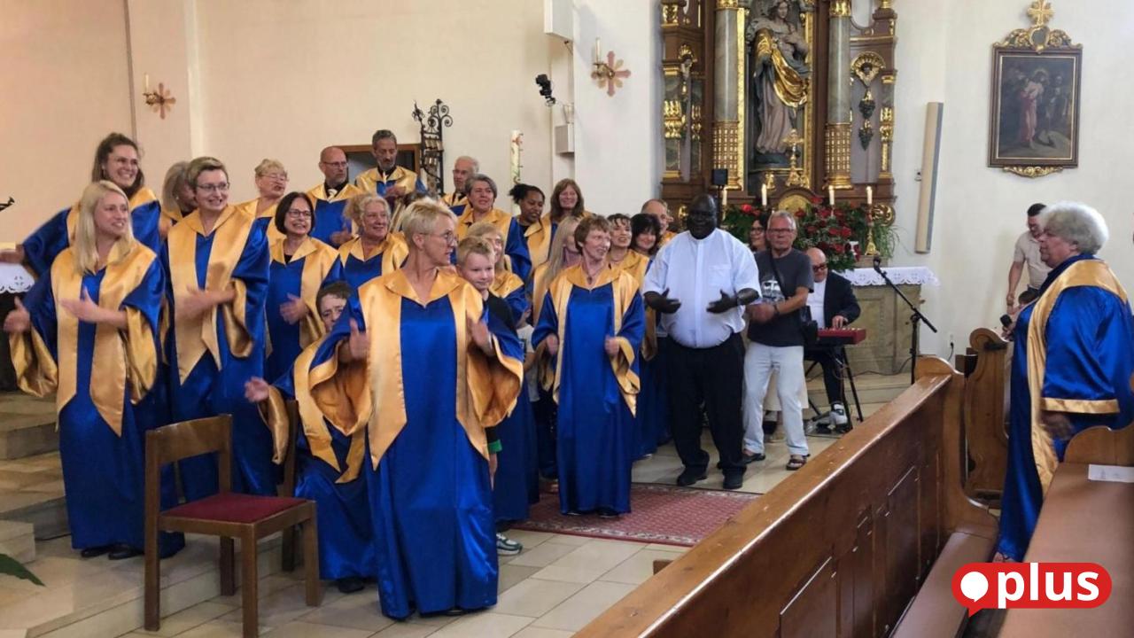 Gospelkonzert-in-St-Dionysius-begeistert-die-Besucher