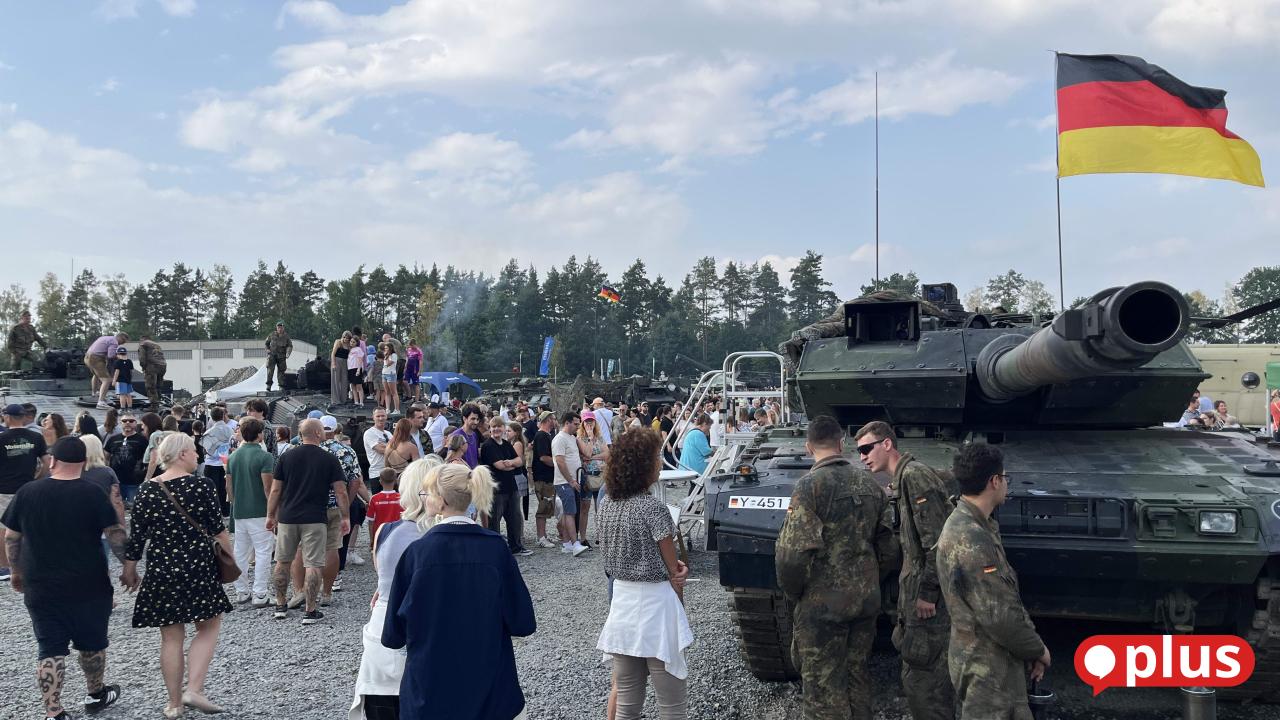 11,000 visitors: German-American folk festival in Grafenwöhr delights
