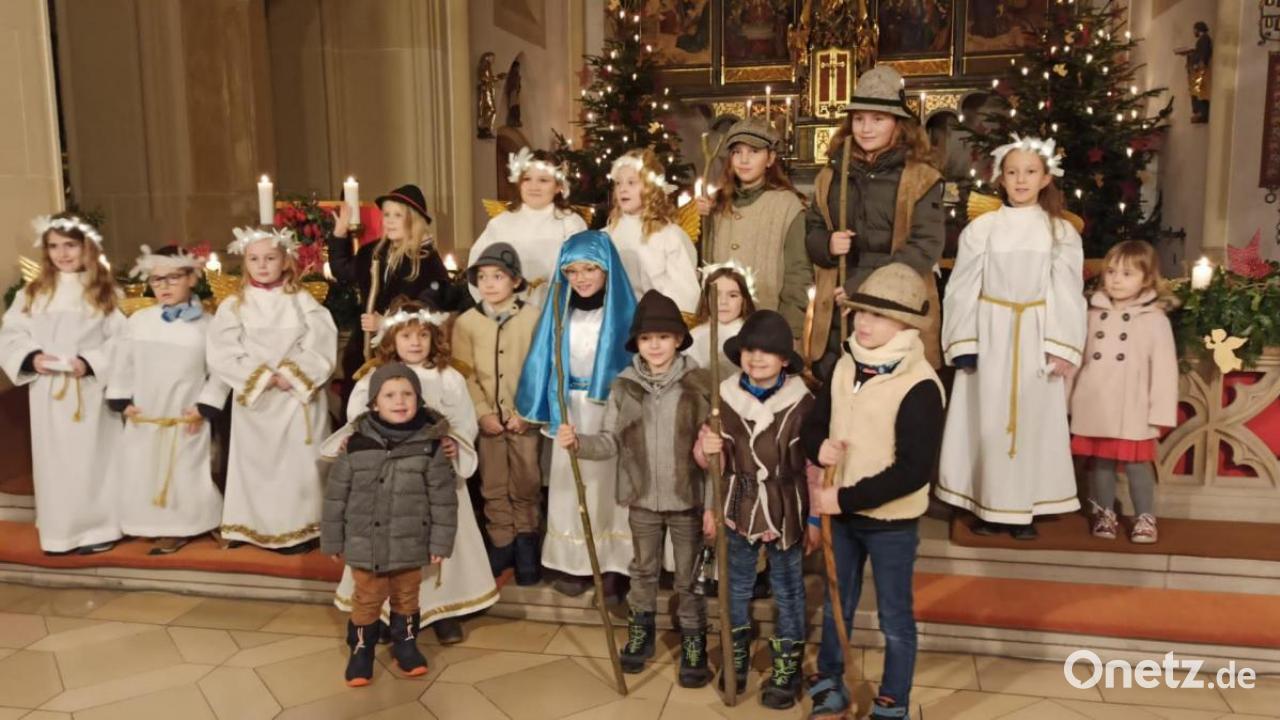 Krippenspiel von Grundschule und Kindergarten in Pleystein | Onetz