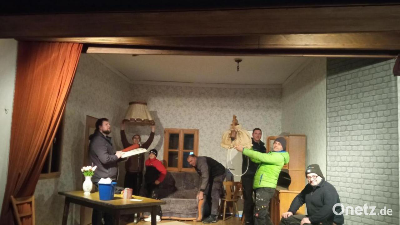 Theaterfreunde Pleystein servieren &amp;quot;Kaviar und Hasenbraten&amp;quot; | Onetz