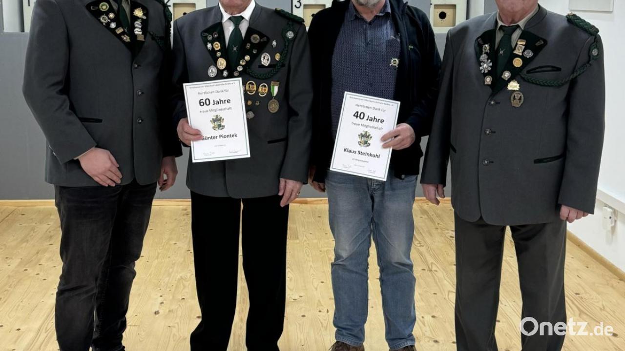 Schützen LöschwitzKaibitz ehren Mitglieder