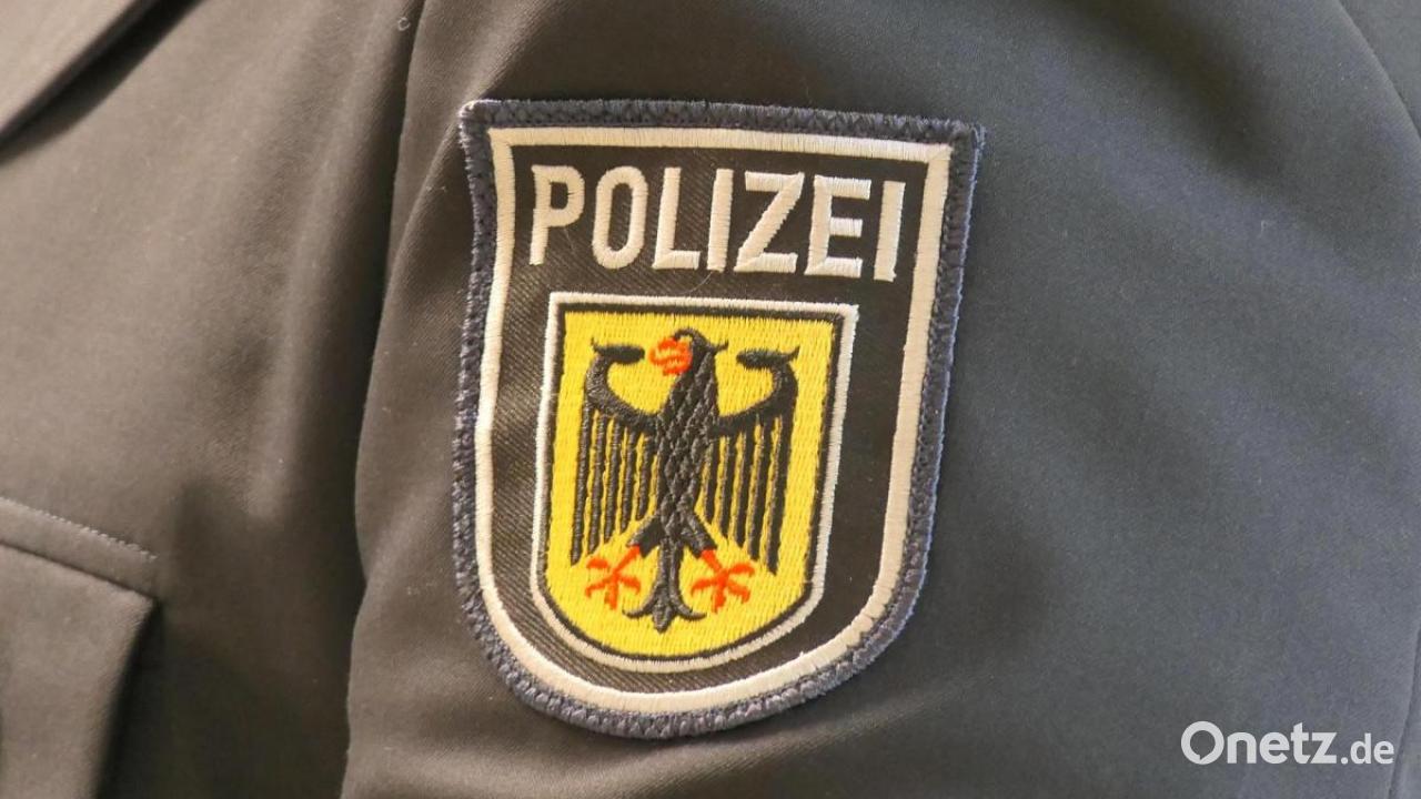 Ehrlicher Finder bringt in Eslarn Geldbeutel mit 3000 Euro zur Polizei