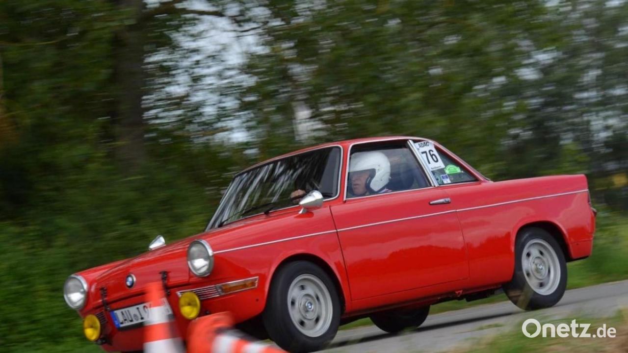 Spectacular vehicles in the Upper Palatinate: Vintage cars on charming ...