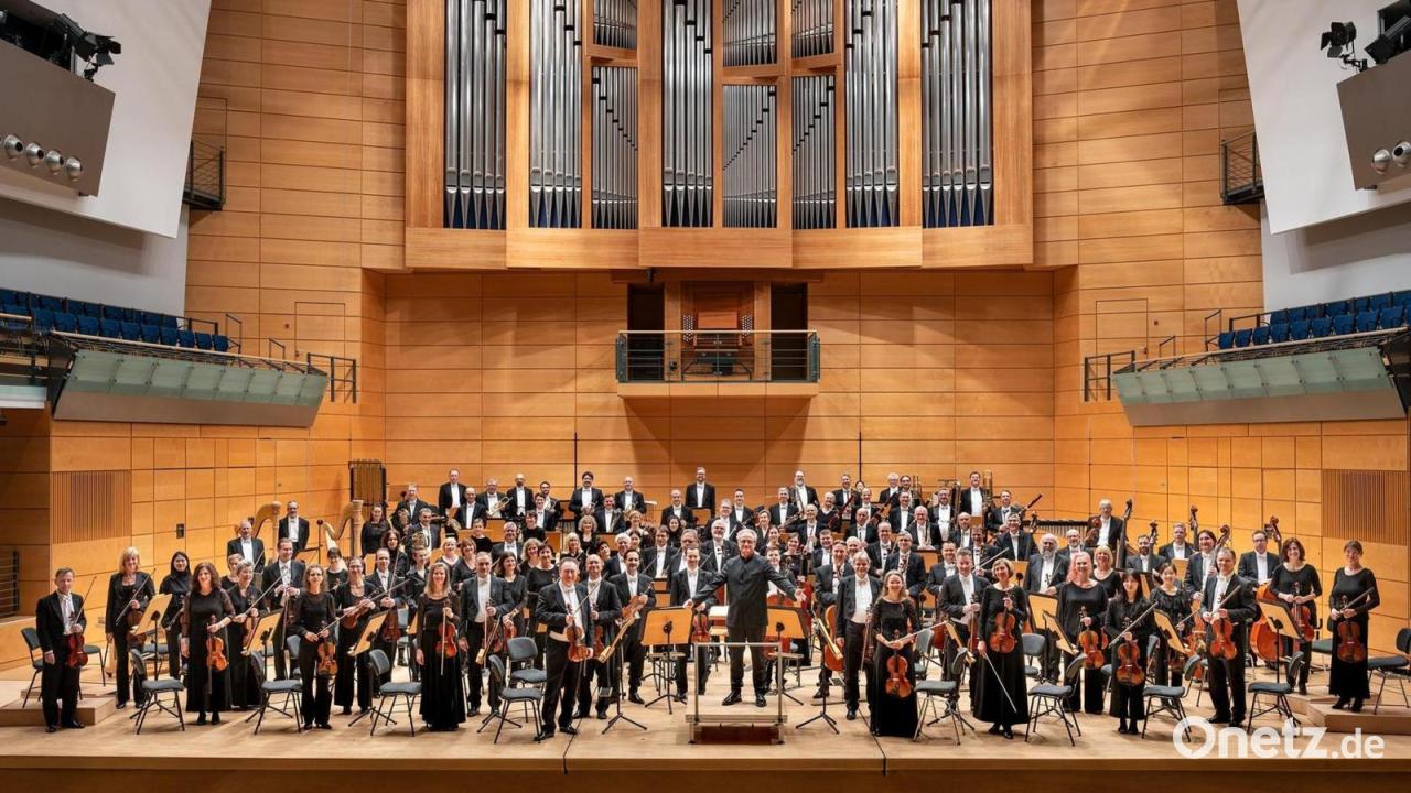 Staatskapelle-Halle-gastiert-im-Amberger-Stadttheater