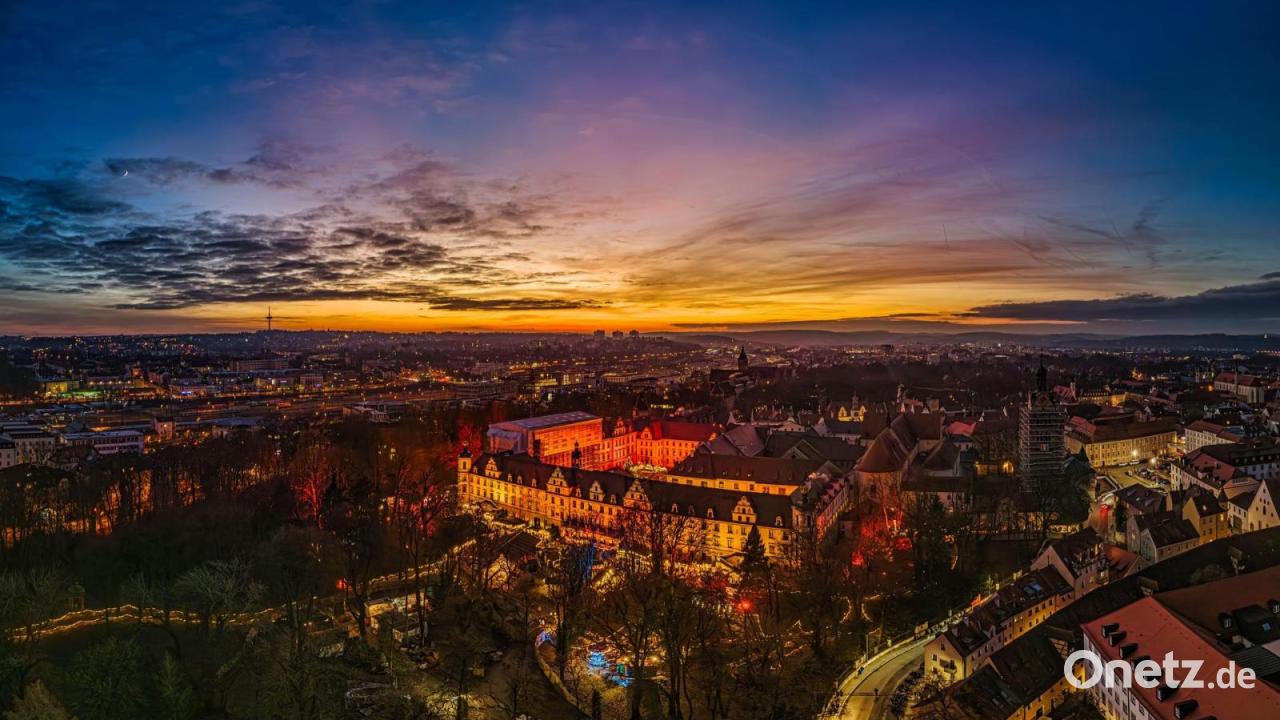 Lesertag-beim-romantischen-Weihnachtsmarkt-auf-Schloss-Thurn-und-Taxis