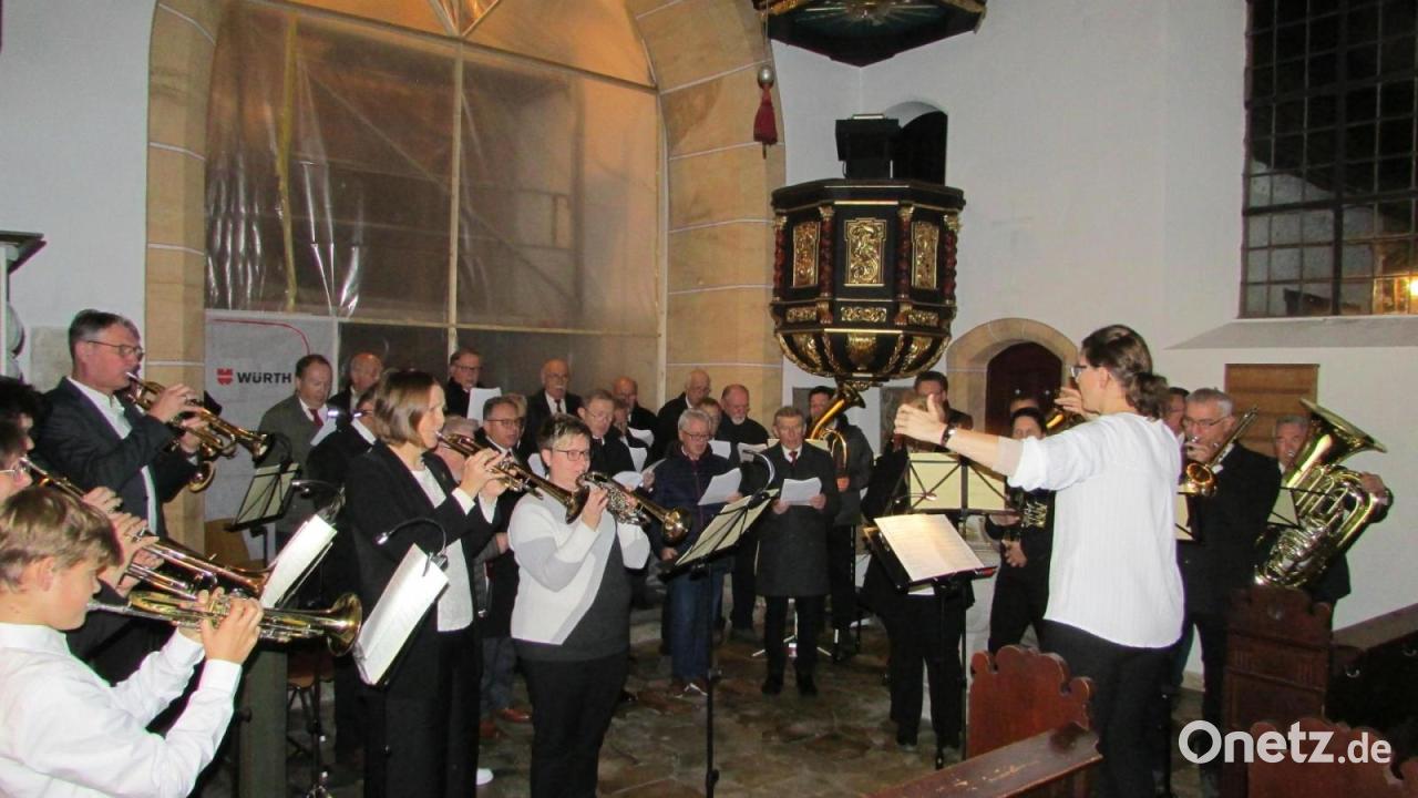 Choral-Meditation-in-Mantel-beeindruckt-Publikum