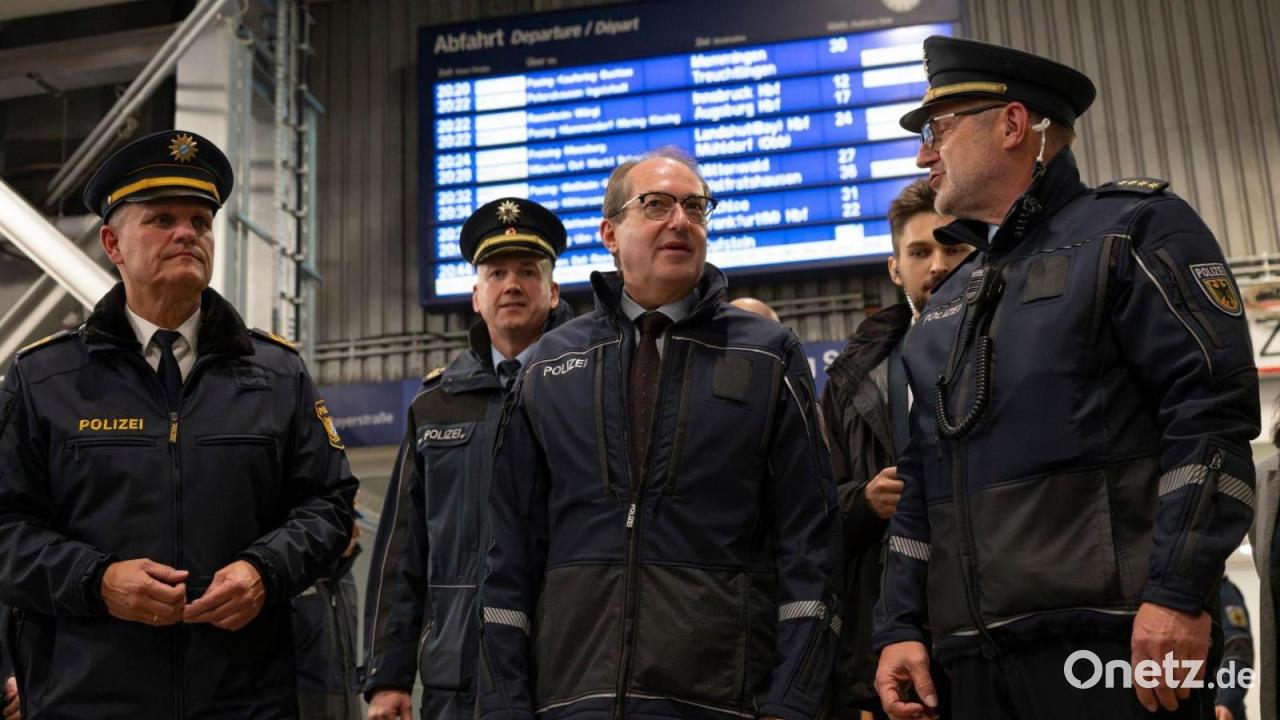 Bundespolizei-beschlagnahmt-300-gef-hrliche-Gegenst-nde