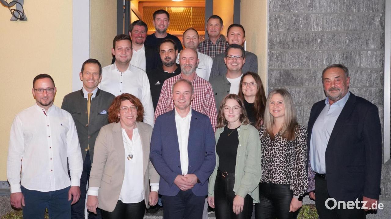 CSU-und-JU-Waldthurn-best-tigen-B-rgermeisterkandidaten-f-r-Kommunalwahl-2026