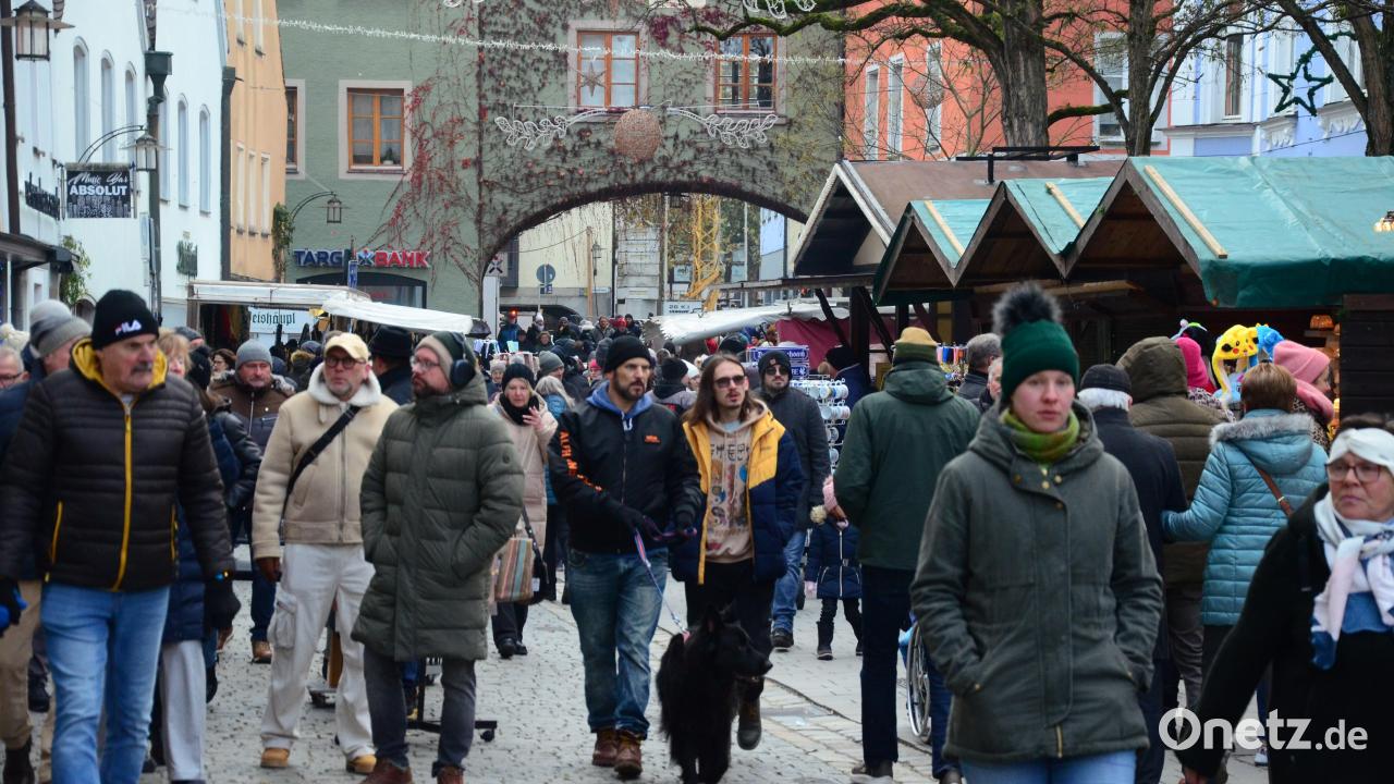 Kathreinsonntag-in-Weiden-Abschied-mit-gro-em-Andrang
