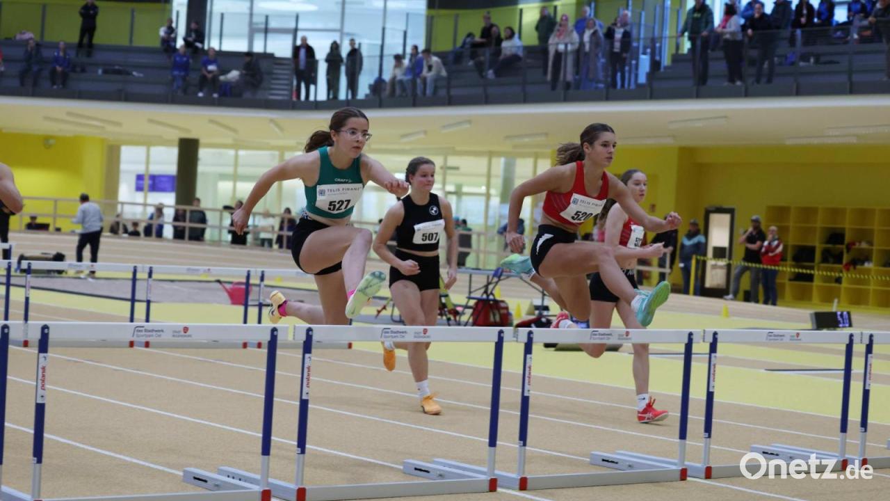 Neuer-Regensburger-Leichtathletiktempel-besteht-Feuertaufe