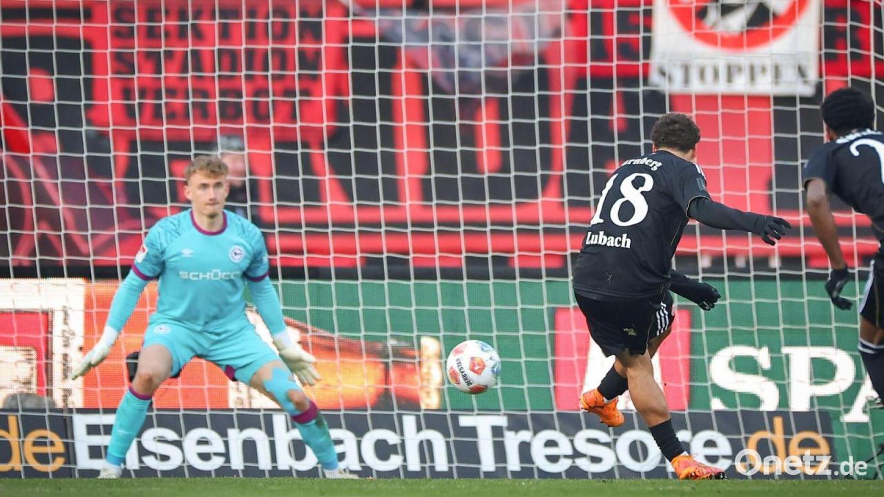 1. FC Nürnberg klettert weiter: „Die Welle reiten“