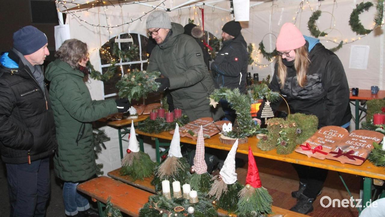 Adventsm-rkte-in-L-sselm-hle-und-Unterrehberg-gut-besucht