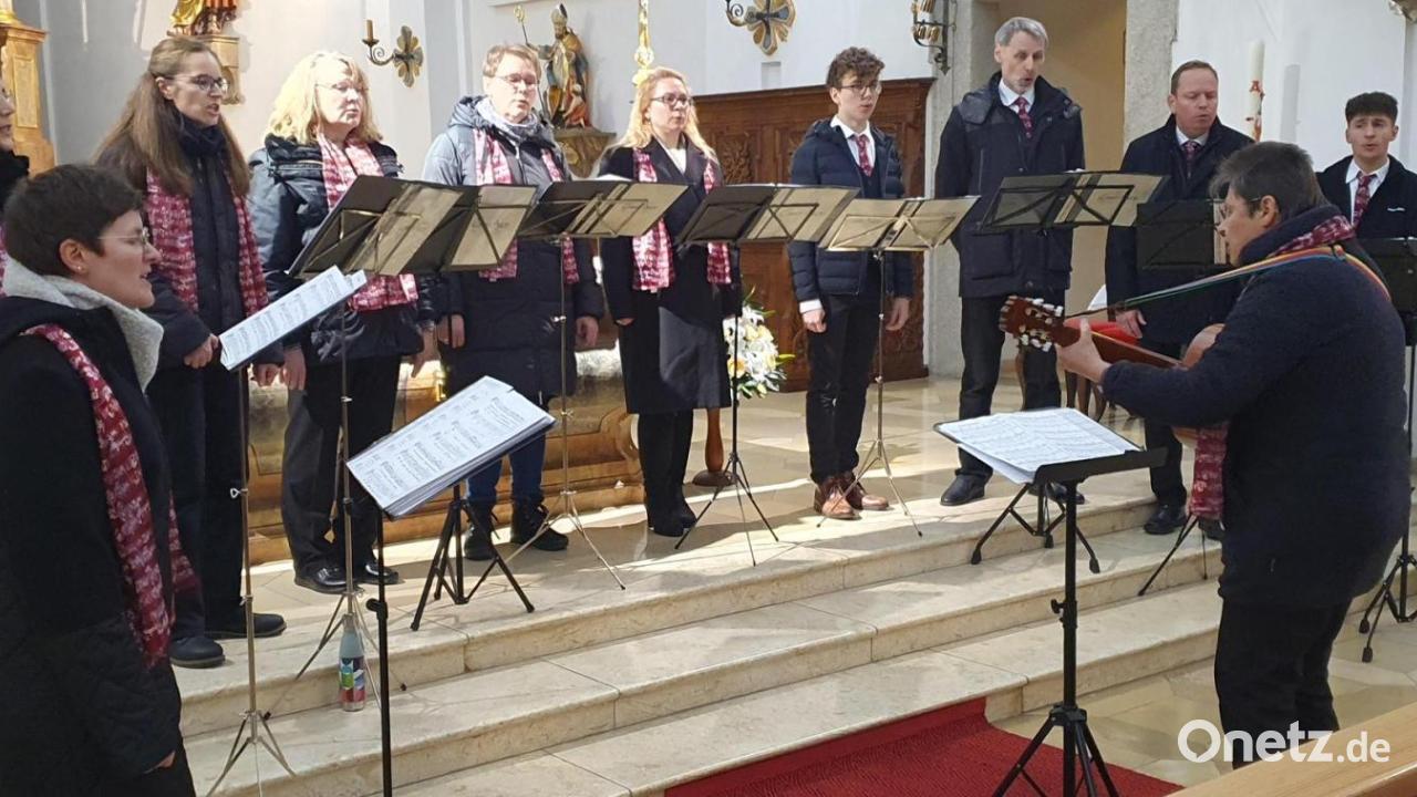 -CantArt-beschert-Lichtblicke-mit-Benefizkonzert-in-Neustadt-1038-Euro