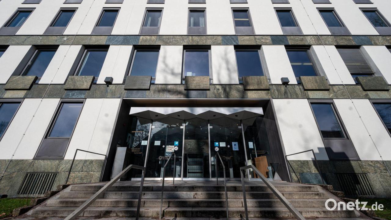 Prozessauftakt-im-Weidener-Champagner-Fall-ber-40-Zeugen-erwartet