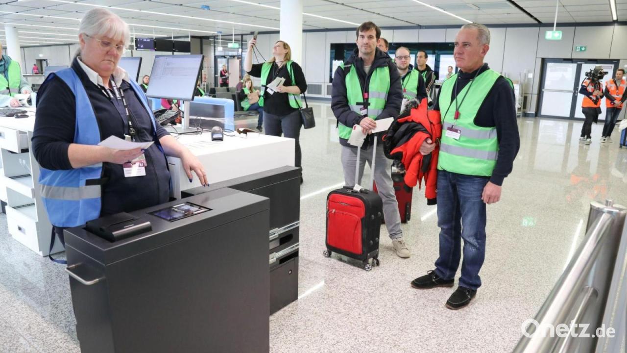 Laien testen Flughafen auf Herz und Nieren