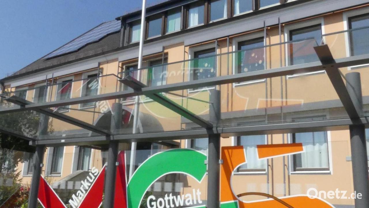Photovoltaikanlage-senkt-Betriebskosten-der-Schule
