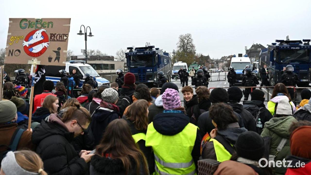 Verletzte bei Protesten gegen AfD-Jugendversammlung