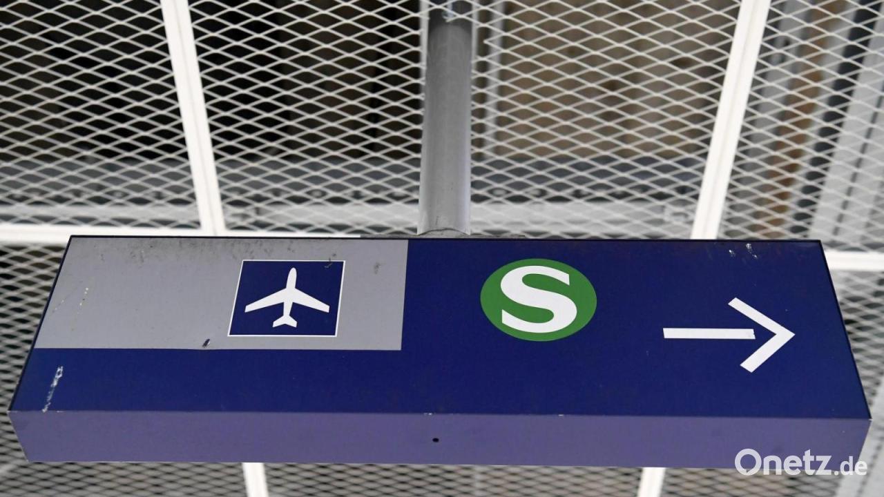 Bahnstrecke zum Flughafen München wegen Bauarbeiten gesperrt