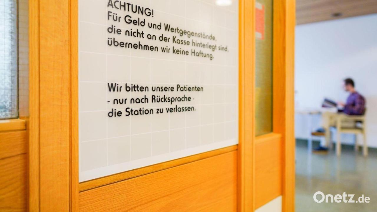 Mann soll alte Menschen in Kliniken beklaut haben - Anklage