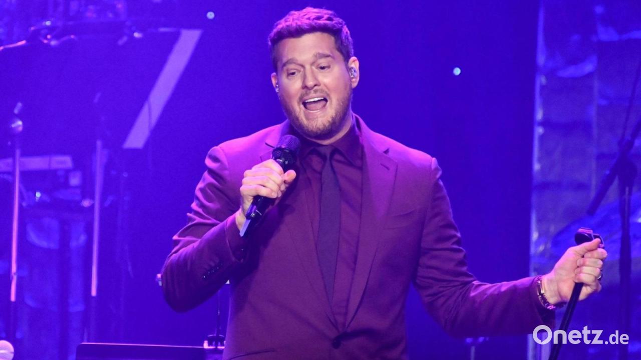 Papst-Leo-geht-in-Konzert-von-Michael-Bubl-