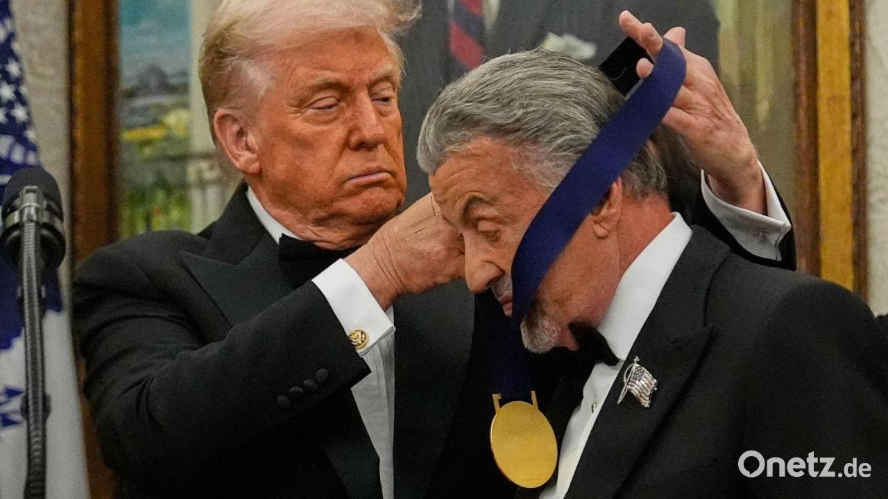 Sylvester-Stallone-und-Rockband-Kiss-zu-Gast-im-Wei-en-Haus