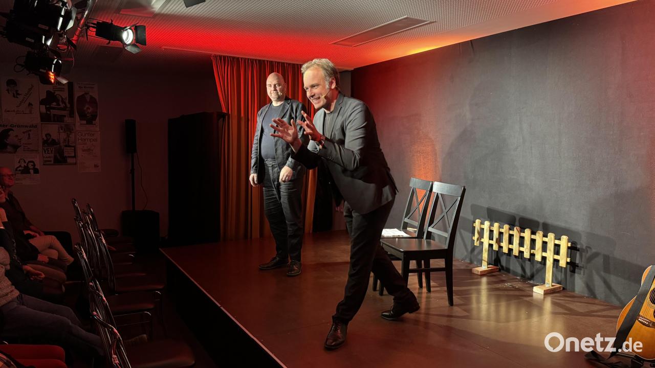 Zwei-M-nner-von-Welt-in-Windischeschenbach-Ren-Sydow-und-Christian-Miedreich-bei-der-Futura