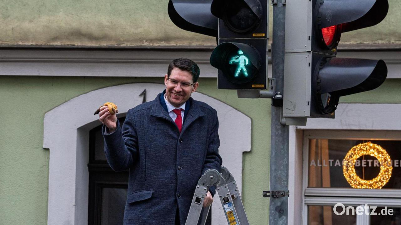 Coburg würdigt die Bratwurst mit Ampelmännchen