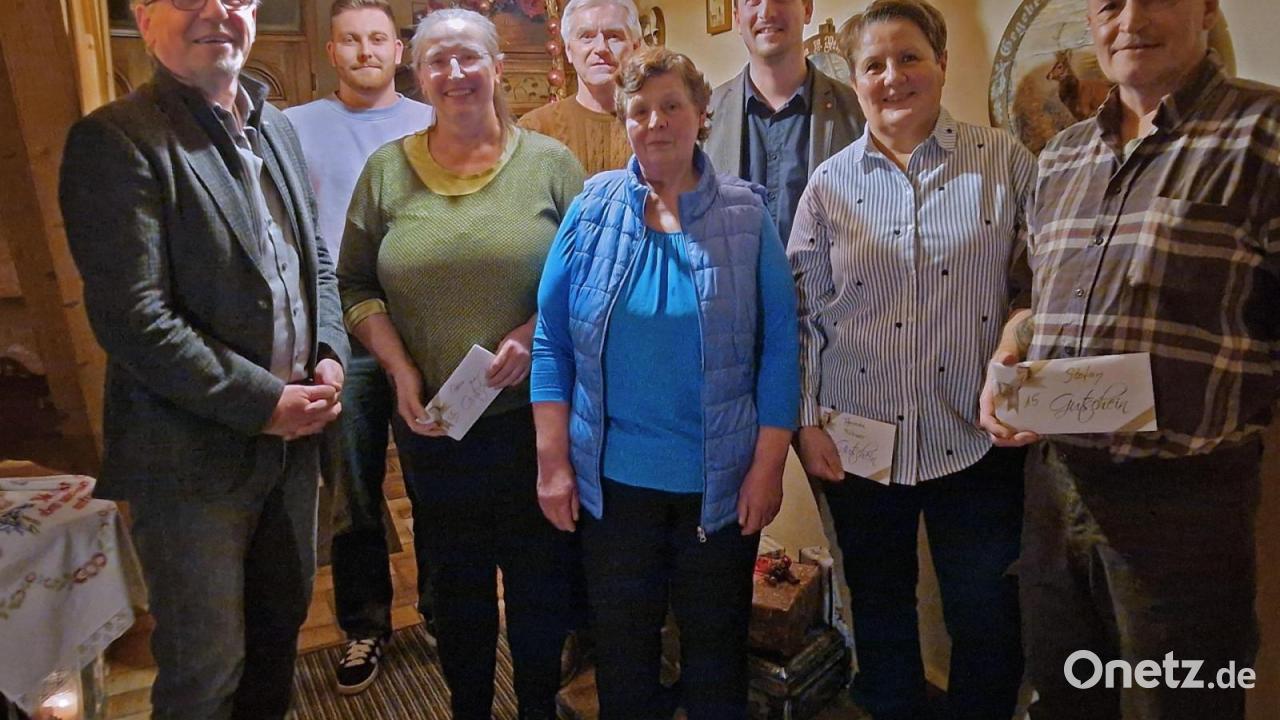 M-hlmeier-GmbH-ehrt-langj-hrige-Mitarbeiter-bei-Weihnachtsfeier