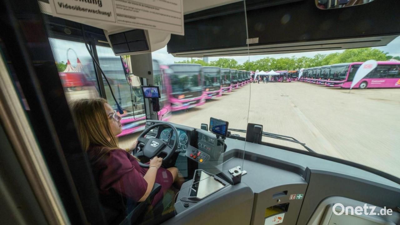 Milliardenbestellung: Bahn ordert mehrere Tausend Busse